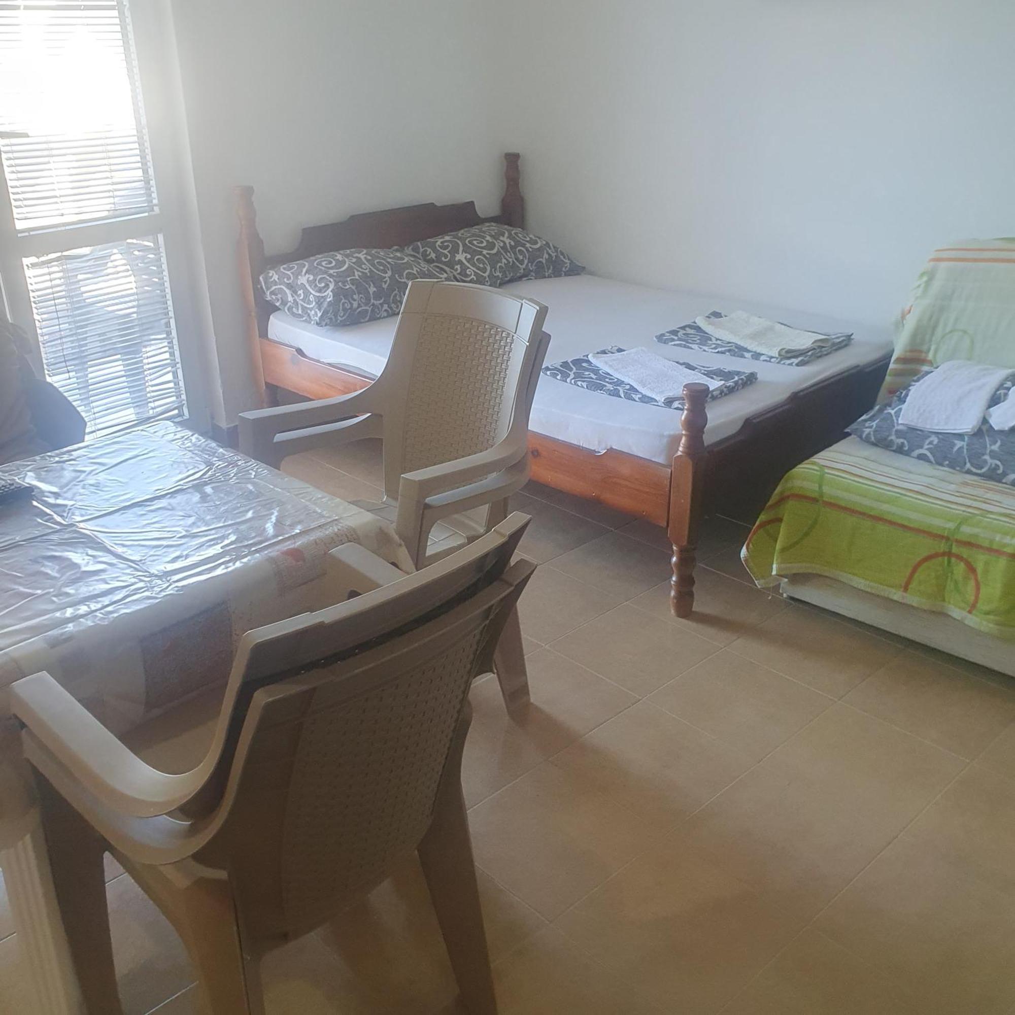 Apartmani Lalo Jankovic Sutomore Esterno foto