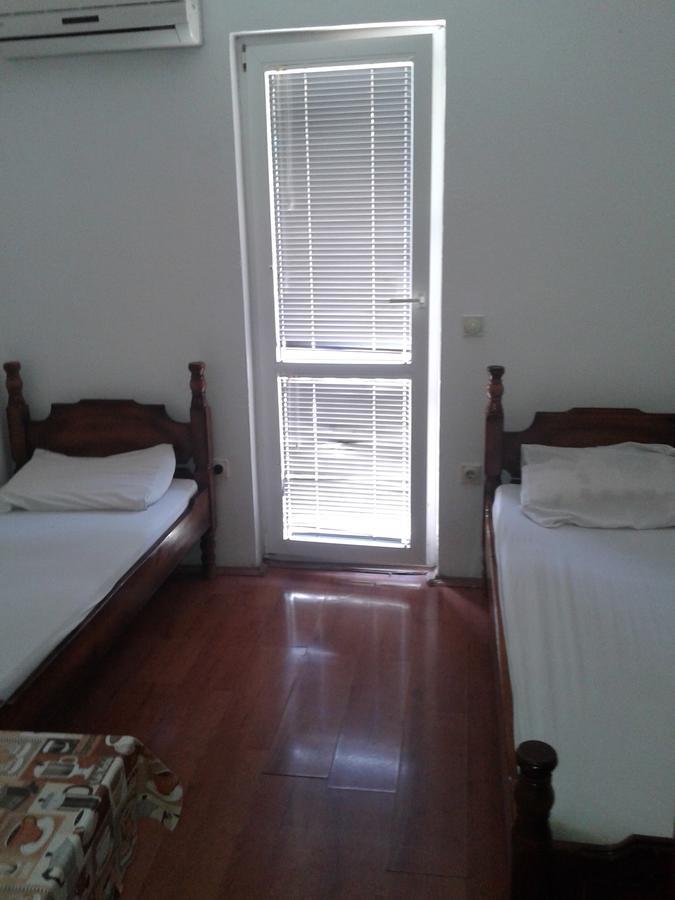 Apartmani Lalo Jankovic Sutomore Esterno foto