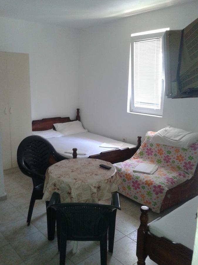 Apartmani Lalo Jankovic Sutomore Esterno foto
